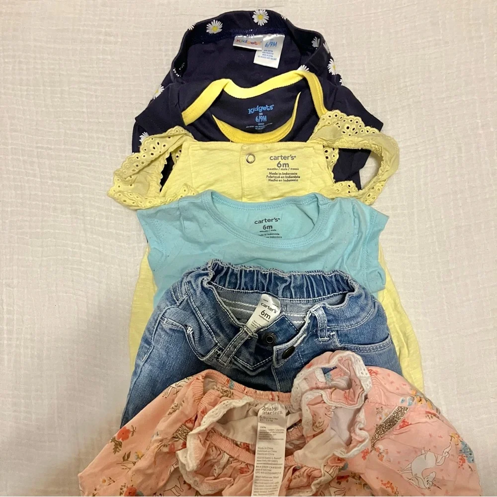 Carters girl’s clothing